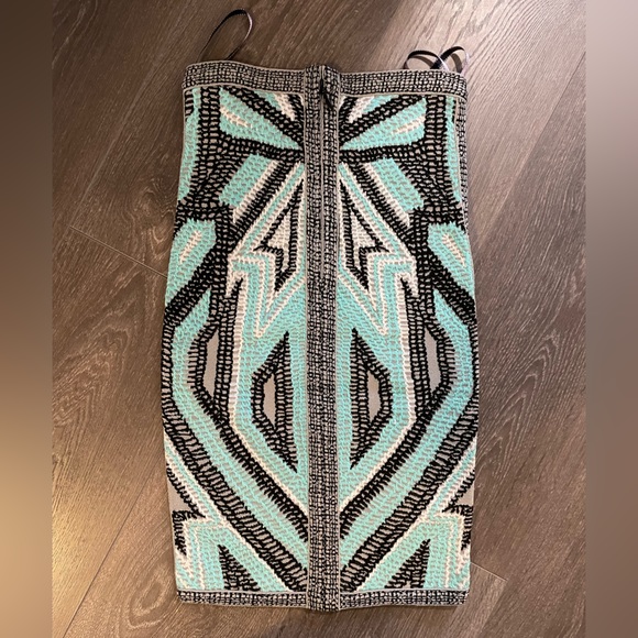 Herve Leger Ola skirt - Picture 2 of 3